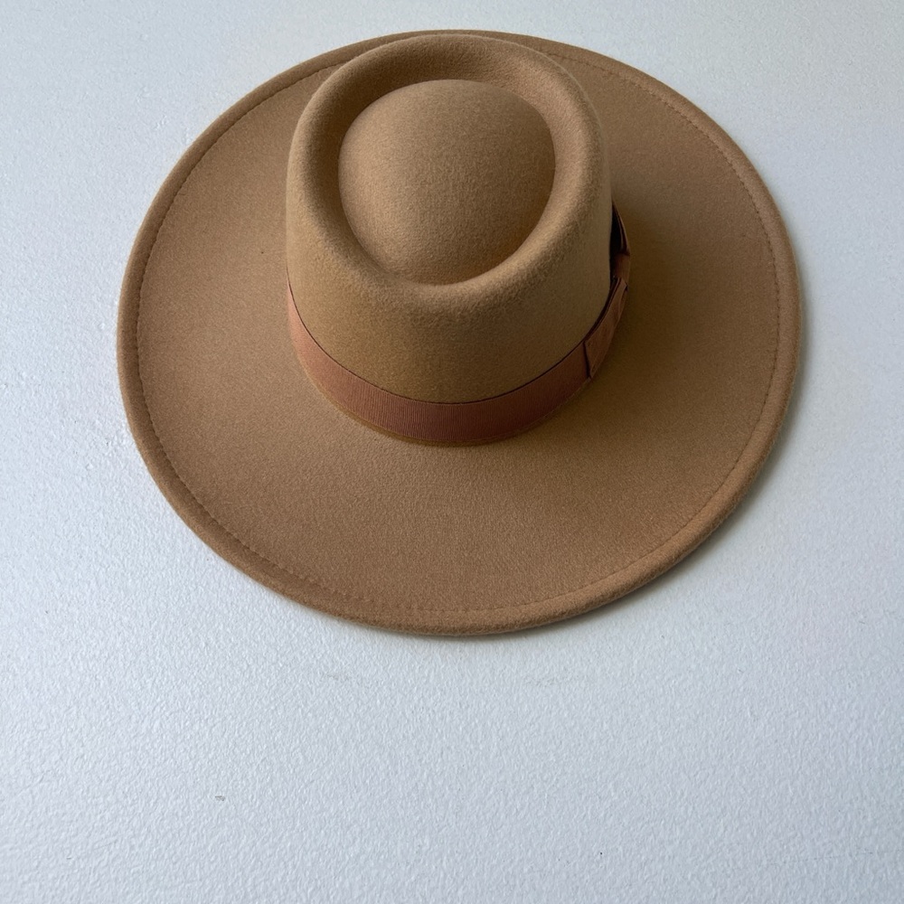 Stylish Tan Wide-Brim Hat
